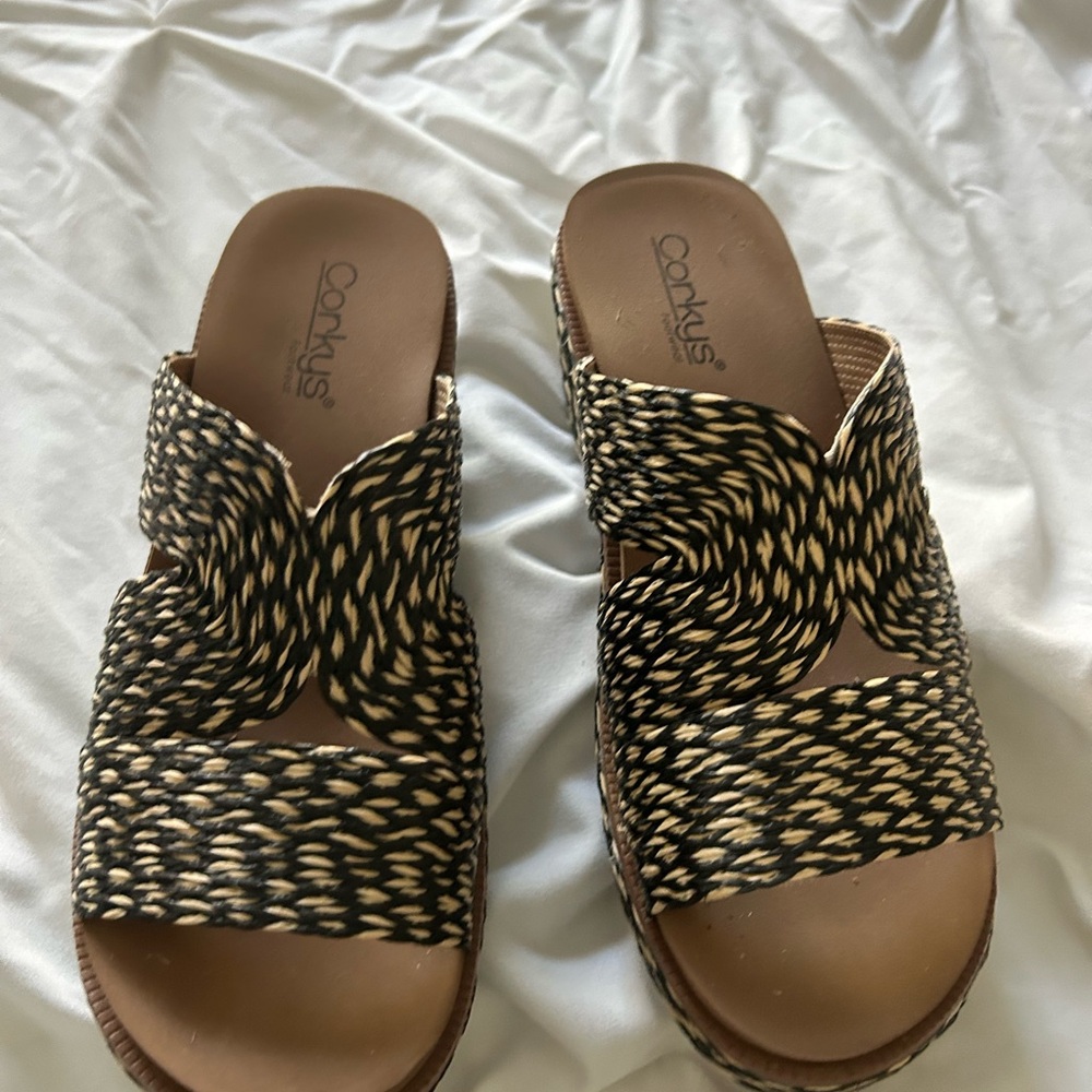 Corkys Black and Cream Patterned Sandals
